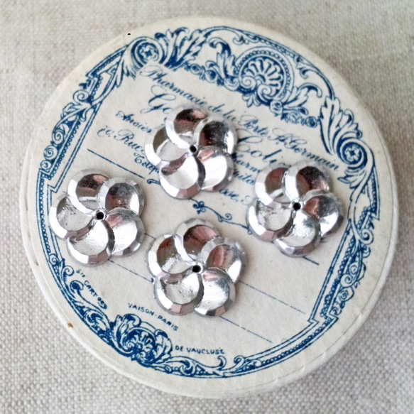 Sew-on Flowers Silver 約13.5mm [SO-085]＊4個＊Vintage＊縫付用