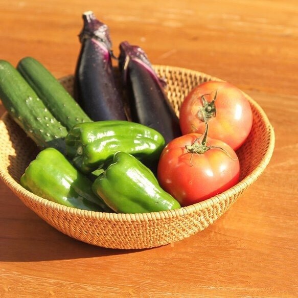 【当日発送！】キッチンに！食卓に！アタ製のかわいいシンプル丸かご♪ みかんかご おうちカフェ 根菜かご 果物かご♢Ａ０１