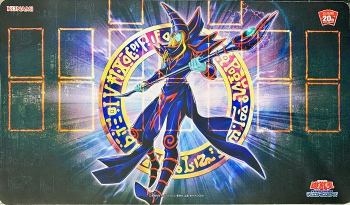 プレイマット『ブラックマジシャン(20thANNIVERSARYDUELISTBOX)』【-】{-}《プレイマット》