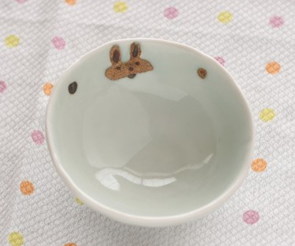 【子供の食器ご飯茶碗 うさぎ】KO8 おしゃれ 出産祝い 内祝い 可愛い 食い初め 誕生日 プレゼント 孫 お友達 陶芸