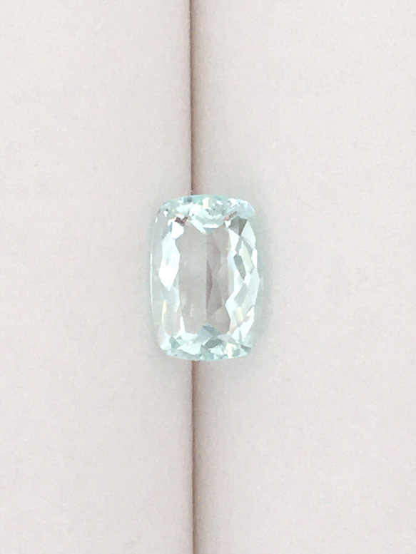 アクアマリン【AQUAMARINE】