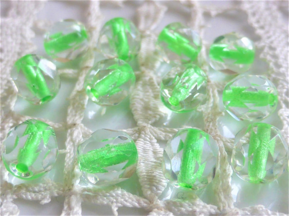 FP　透明黄緑　チェコビーズCzech Glass Beads１４個