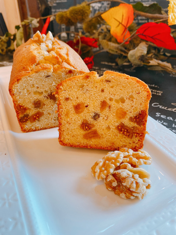 無花果（いちじく）と胡桃（くるみ）のパウンドケーキ