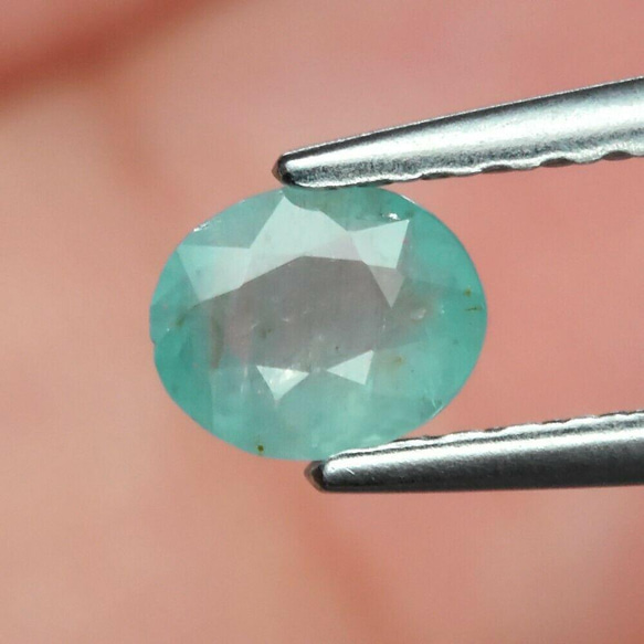 天然石 グランディディエライト ルース 0.25ct マダガスカル／アフリカ産 非加熱　華奢で可愛らしい小粒感！