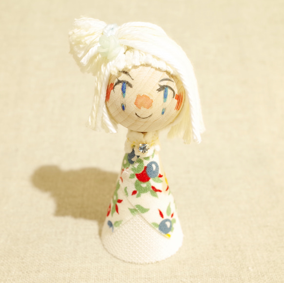 nollen kokeshi