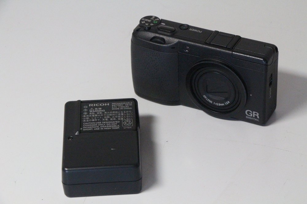 RICOH デジタルカメラ GR DIGITALII 1000万画素 GRDIGITALII 【中古品】