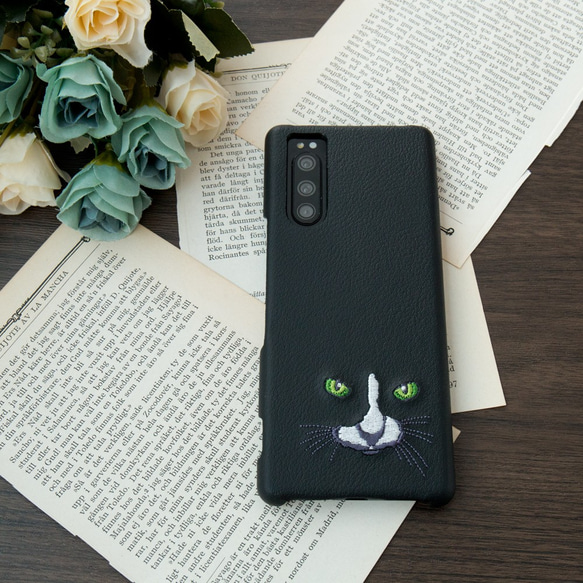 スマホケース 多機種対応 【 刺繍 黒猫 】 猫 黒 ブラック 猫の日 iPhone Android A114I