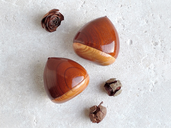 けやきの栗  wooden chestnut