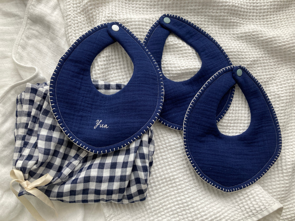 『名入れオーダー』 blanket stitch bib Ѧ ѧ midnight