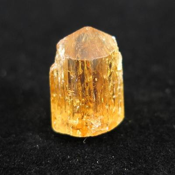 インペリアル　トパーズ　結晶 1.65g【榎本通商80384】