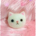 【再販☆】羊毛フェルトのほわほわニャンコブローチ☆オッドアイの白猫♡