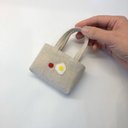 【送料込み】めだまやきとプチトマトフェルト刺繍　ミニミニトートバッグ　小物入れ　おままごとにも♪