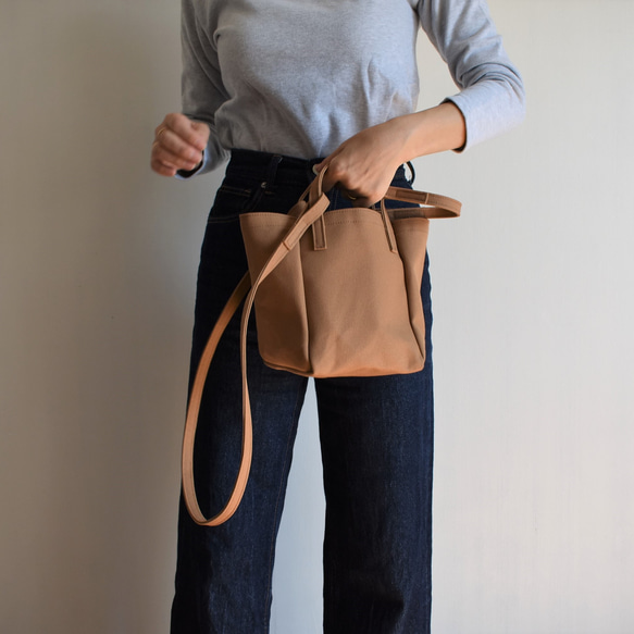 WALKING SHOULDER TOTE BAG （モカ/ベージュ）