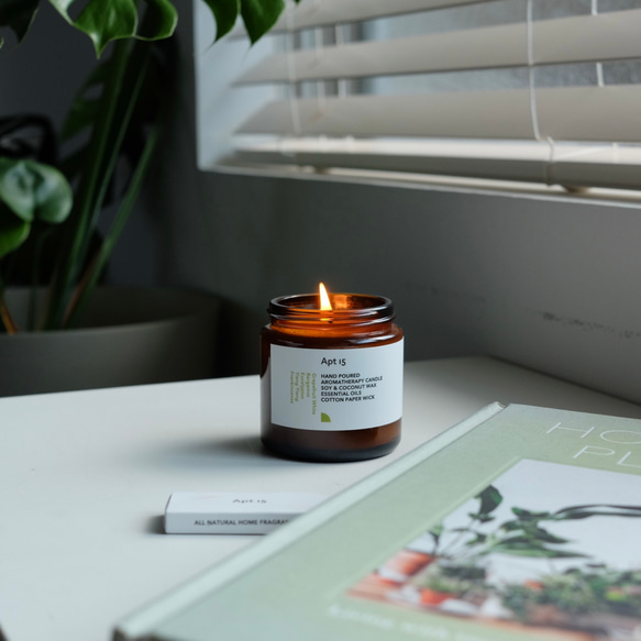 MELLOW BREEZE AROMATHERAPY CANDLE