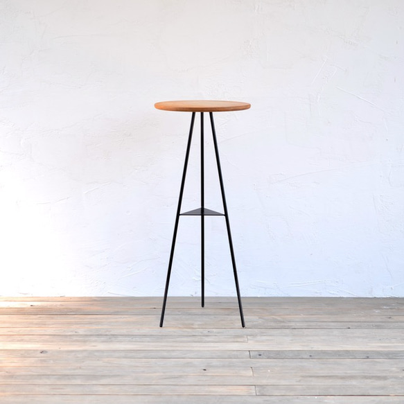 Tripod table - Pine woodtop High（パイン 丸テーブル・ハイタイプ）