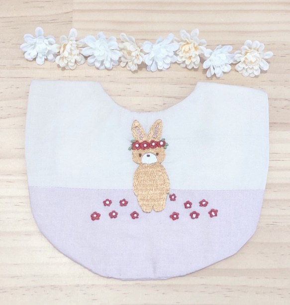 スタイ＊うさぎの刺繍