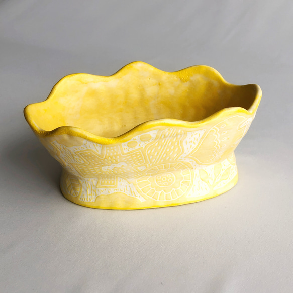 『carving oval bowl』 - yellow -