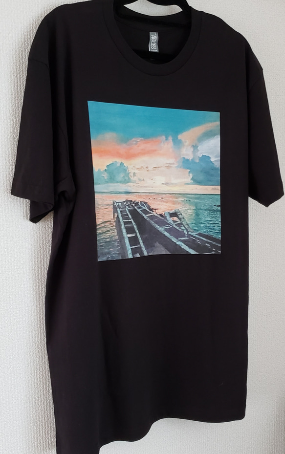 夕暮れ時の海Tシャツ ブラック