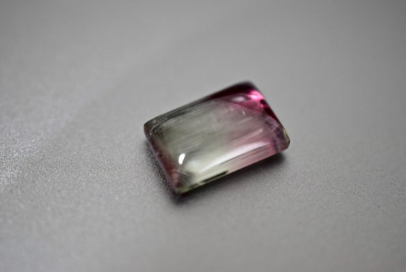 t-21-92 5.95ct 特売  AAAA  カラット 大粒 天然 バイカラー トルマリン 長方形 ルース 裸石