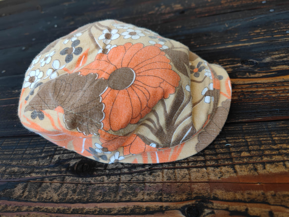 大小花の絵(茶)ハンチング(big small flower painting(brown) hunting cap)