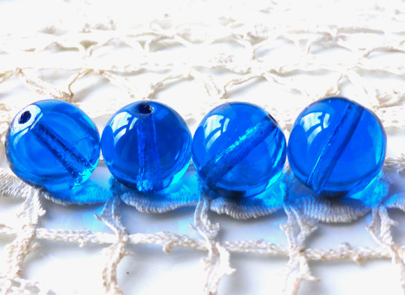 青い玉　チェコビーズCzech Glass Beads ４個