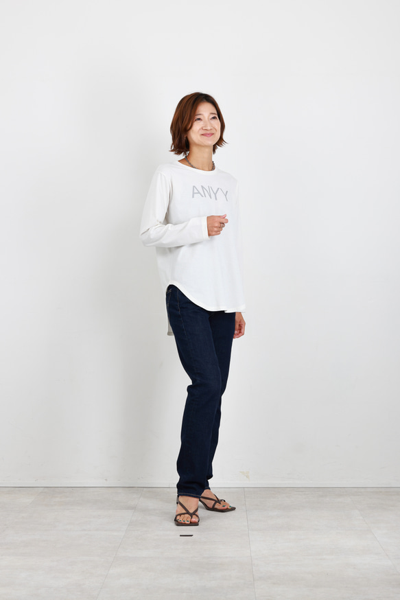 【夏の冷房、日焼け止め対策に最適！！サラッとした肌心地の長袖Ｔシャツ】ANNYロゴ長袖Ｔシャツ