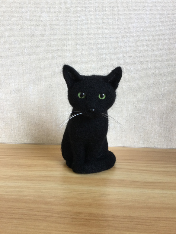 羊毛フェルト　黒猫