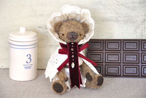 Maroon Baby（teddy bear）