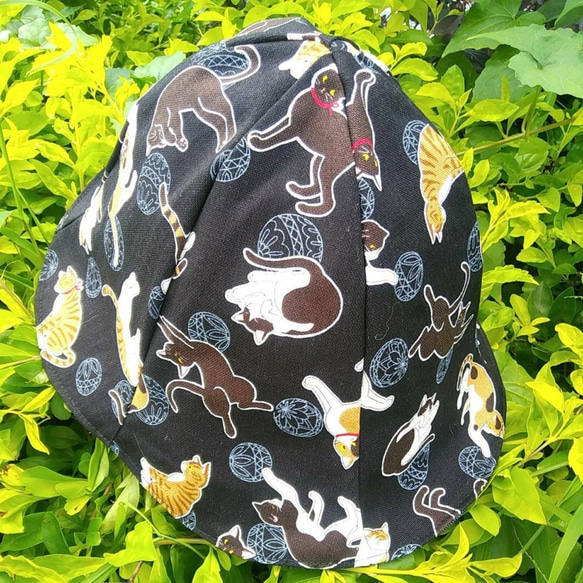 Handmade hat double-faced (Cat Pattern)