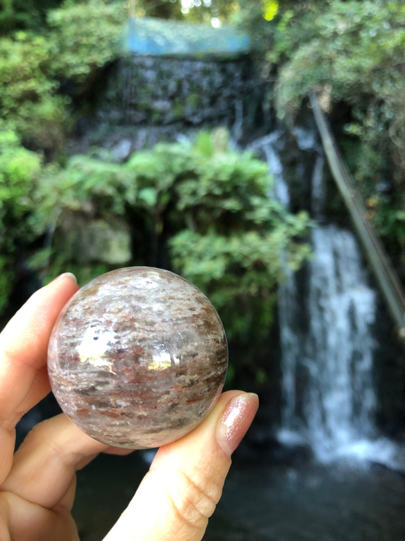 【レア☆】虹入り☆千層ガーデンクォーツスフィア（丸玉）☆45mm！☆瀧川神社にて浄化済み☆選べる台座2種☆No.5