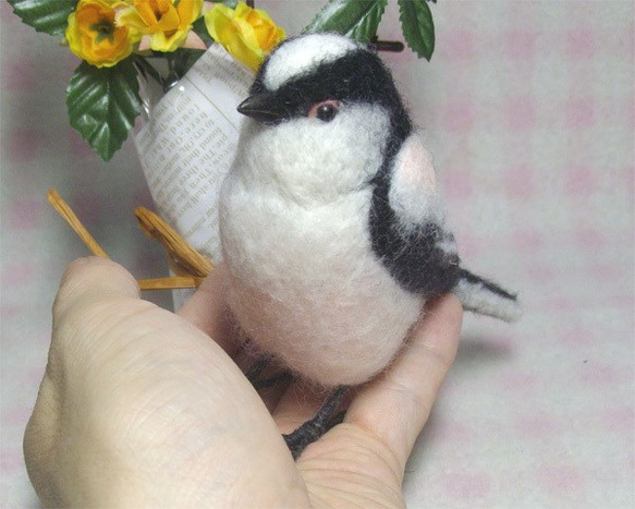 ほぼライフサイズ　エナガ　羊毛フェルト　受注作成　野鳥　メモリアル　羊毛インコ　羊毛ぬいぐるみ　工房小鳥屋さん