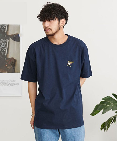 CavariA ヒト柄1ポイント刺繍半袖Tシャツ