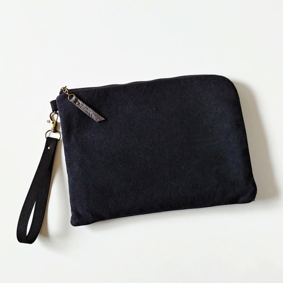 Half zipper clutch bag（L）103✴母子手帳ケース/通帳ケース/お薬手帳ケース/パスポートケース