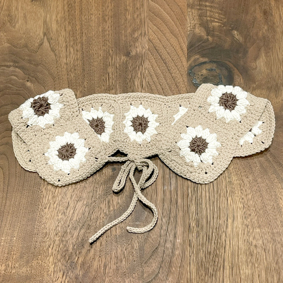 キッズ★レースのゆるしかく型lightbrown＆offwhiteお花柄♪鍵編み付け襟