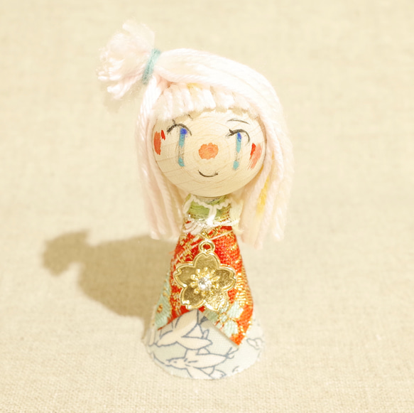 nollen kokeshi