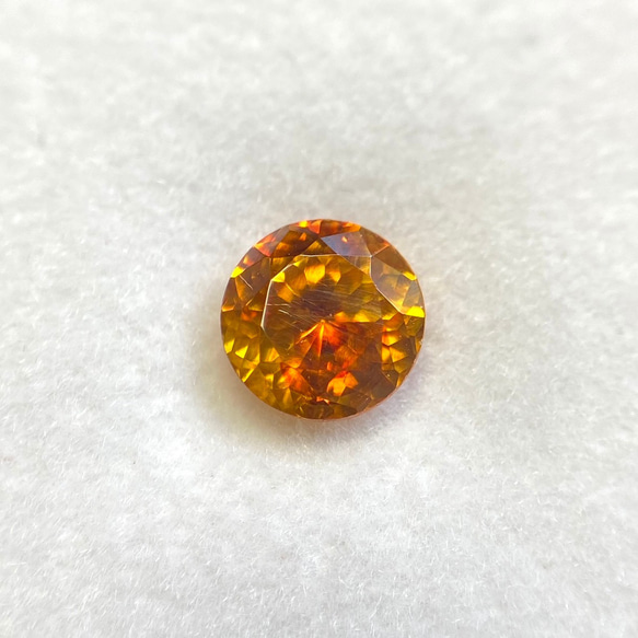 【お盆セール開催中】スファレライト ルース 0.64ct 5.1mm スペイン産