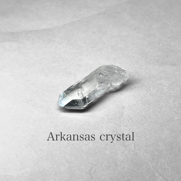 Arkansas crystal / アーカンソー産水晶 24 ( レインボーあり )