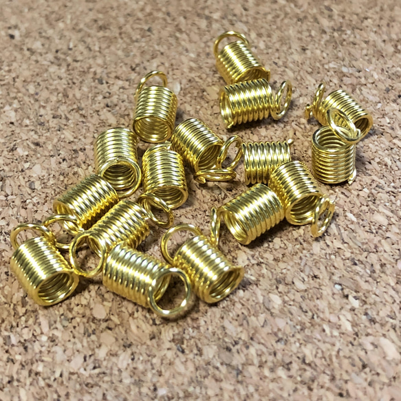 ゴールド スプリング コイル状 金具  エンドパーツ 5mm  40個セット