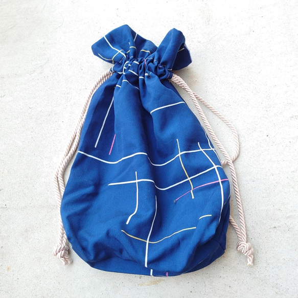 kimono Kinchaku BAG 着物　リバーシブル　巾着バッグ　レトロ　カラフル　ブルー　青