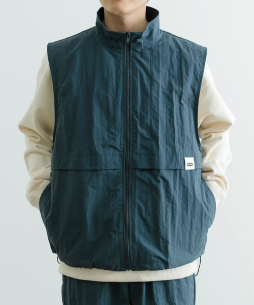 アイテムズアーバンリサーチ（メンズ）/ddp　Nylon Track Vest