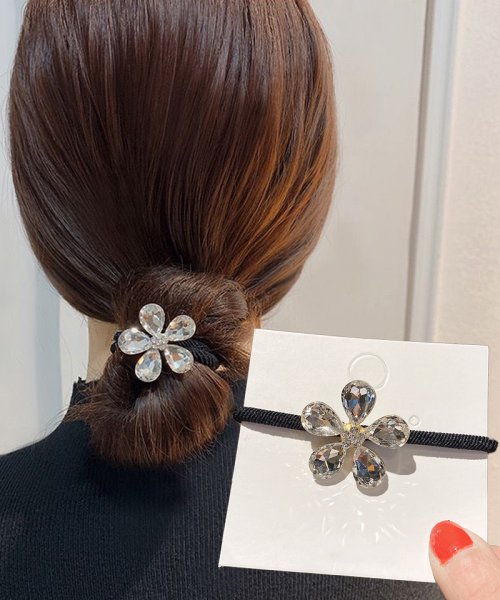 ヘアゴム フラワー キラキラ シンプル おしゃれ ヘアアクセサリー 花 大人っぽい  ジュエリー シンプル