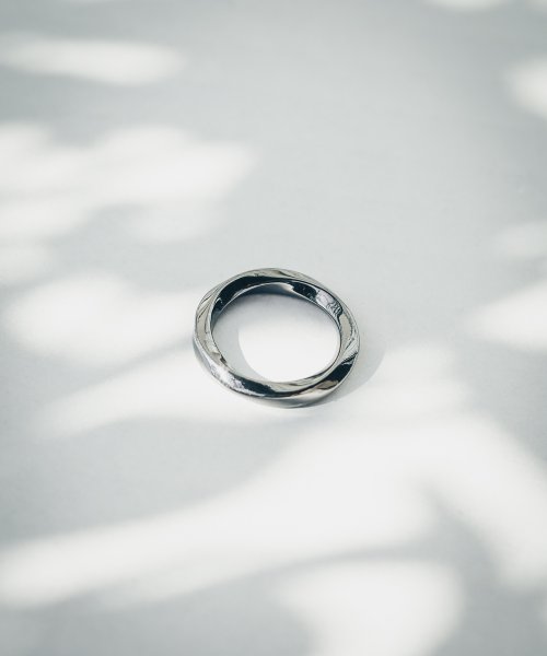 【CM】【CALM0005】【CALM（カーム）】BRASS Twist Ring