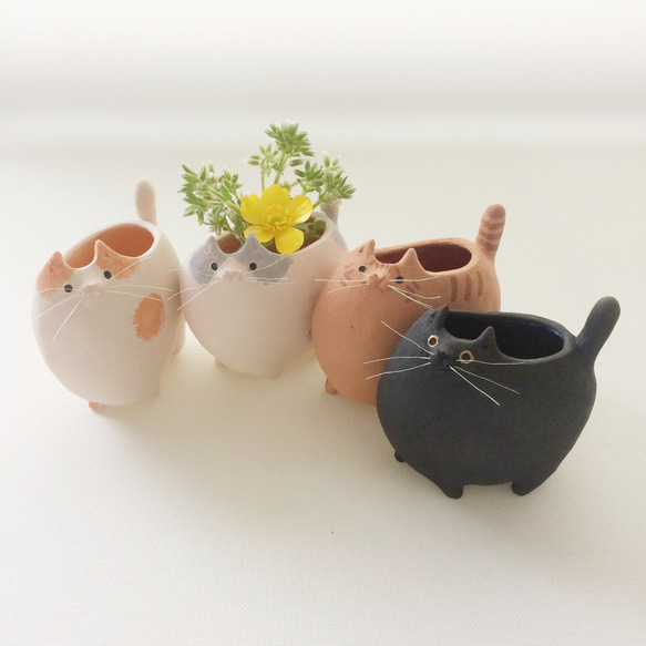 [受注制作]テクテクNEKO TSUBO（素焼きの猫　花器）