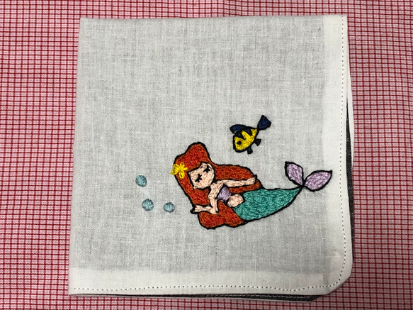 コットンの刺繍ハンカチ☆人魚姫