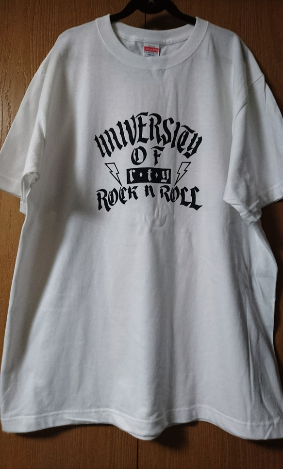 シンプルＴシャツ②《ホワイト》UNIVERSITY OF ROCK N ROLL