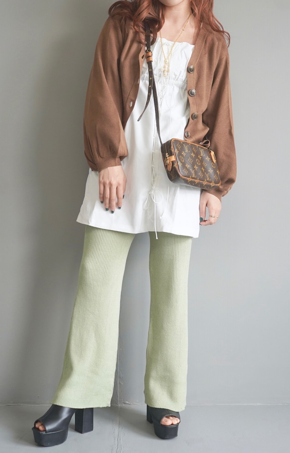 Balloon Sleeve V-Neck Knit Cardigan (brown) ニットセーター 茶色 レトロ