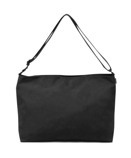 REGiSTA WATER REPELLENT & PU－LEATHER Shoulder Bag