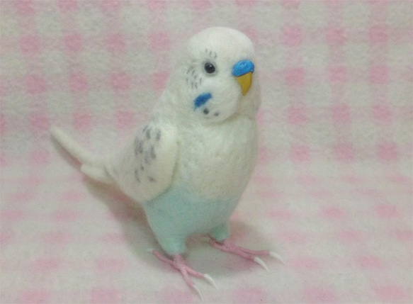 ライフサイズ セキセイインコ 白ハルクイン系 羊毛フェルト　鼻の色変更可能　受注作成　羊毛インコ　工房小鳥屋さん