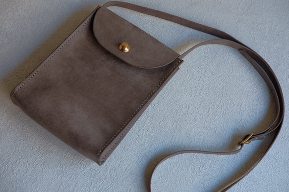 classic shoulder bag (グレージュ)/イタリアンレザー/ミニバッグ/スマホショルダー