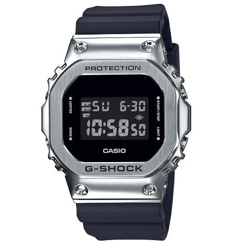 カシオ GM-5600-1JF Ｇ－ＳＨＯＣＫ メタルベゼルモデル